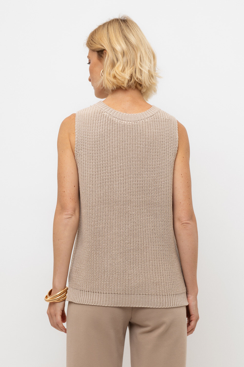 VERY NEAT Топ 568539 ЕВ 30206 бежевый