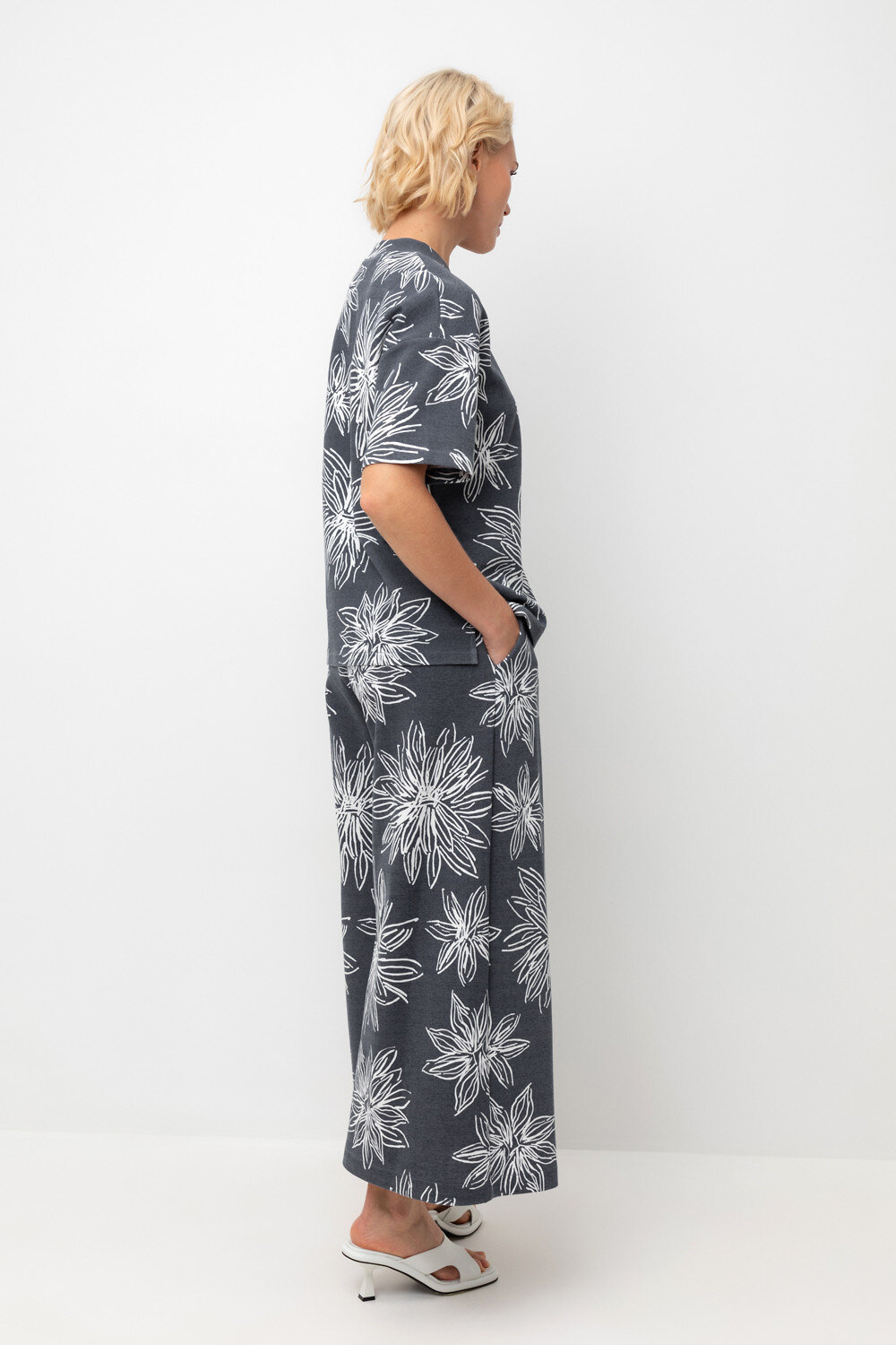 VERY NEAT Кюлоты 568543 ЕВТ 4150 синий