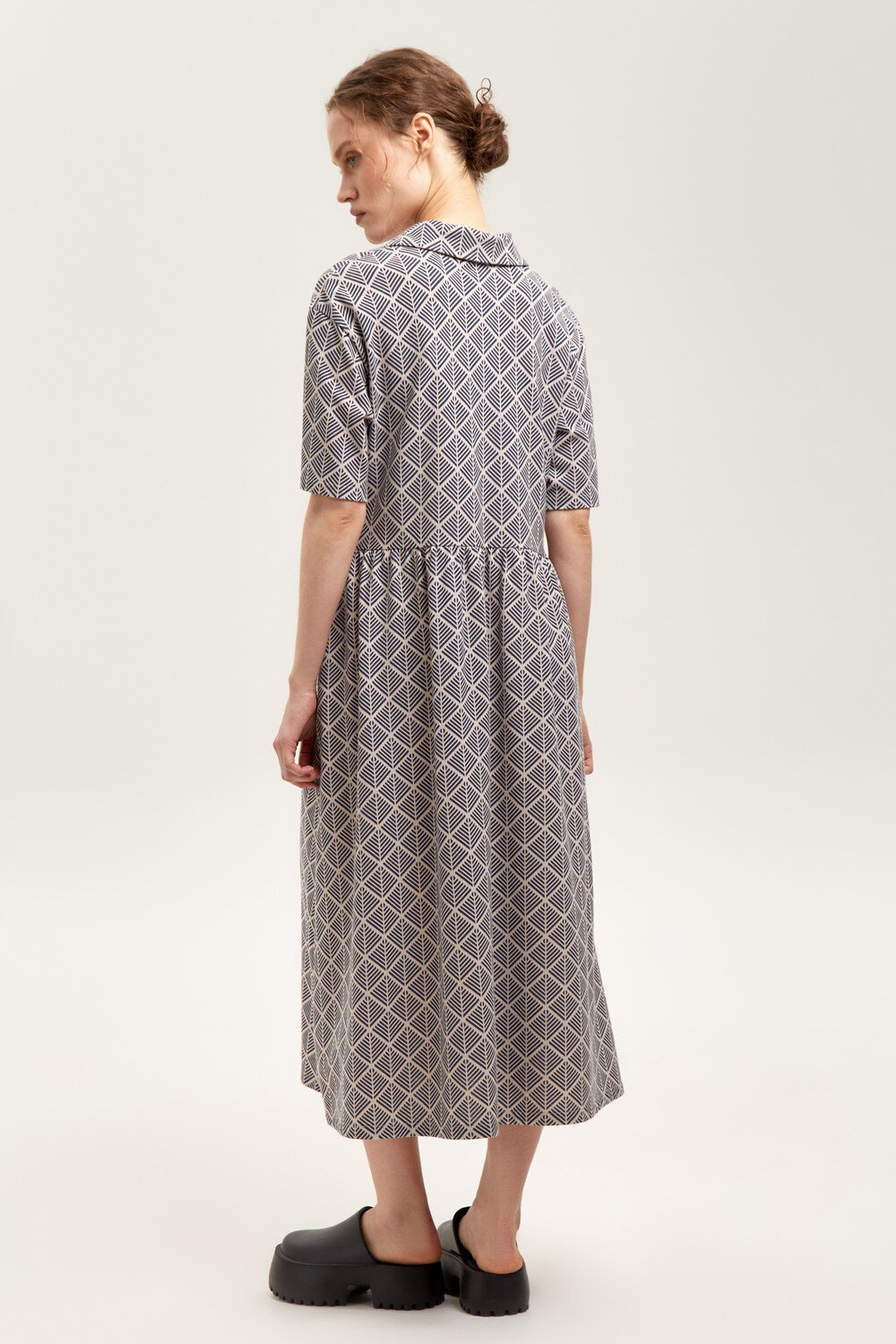 VERY NEAT Платье 568576 ЕВТ 5071 бежевый