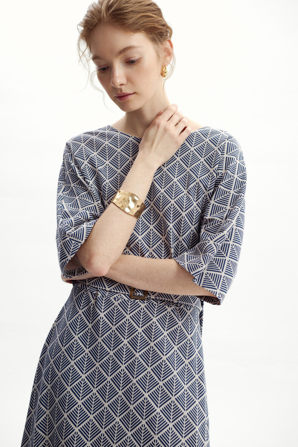 VERY NEAT Платье 568577 ЕВТ 5072 бежевый