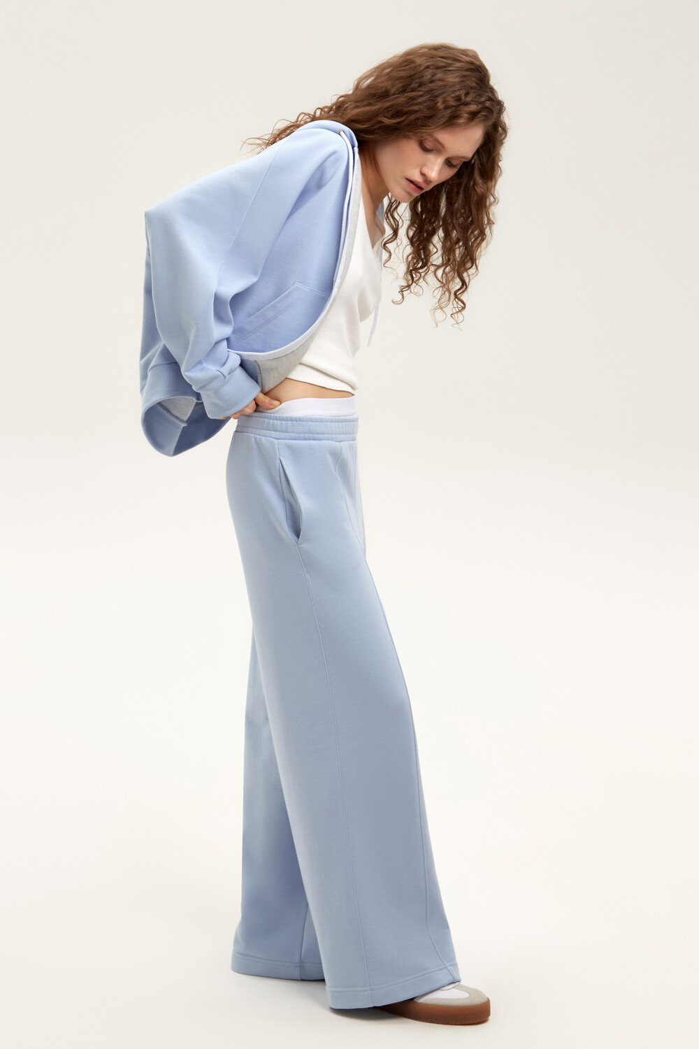 VERY NEAT Толстовка 568612 ЕВТ 3312 голубой