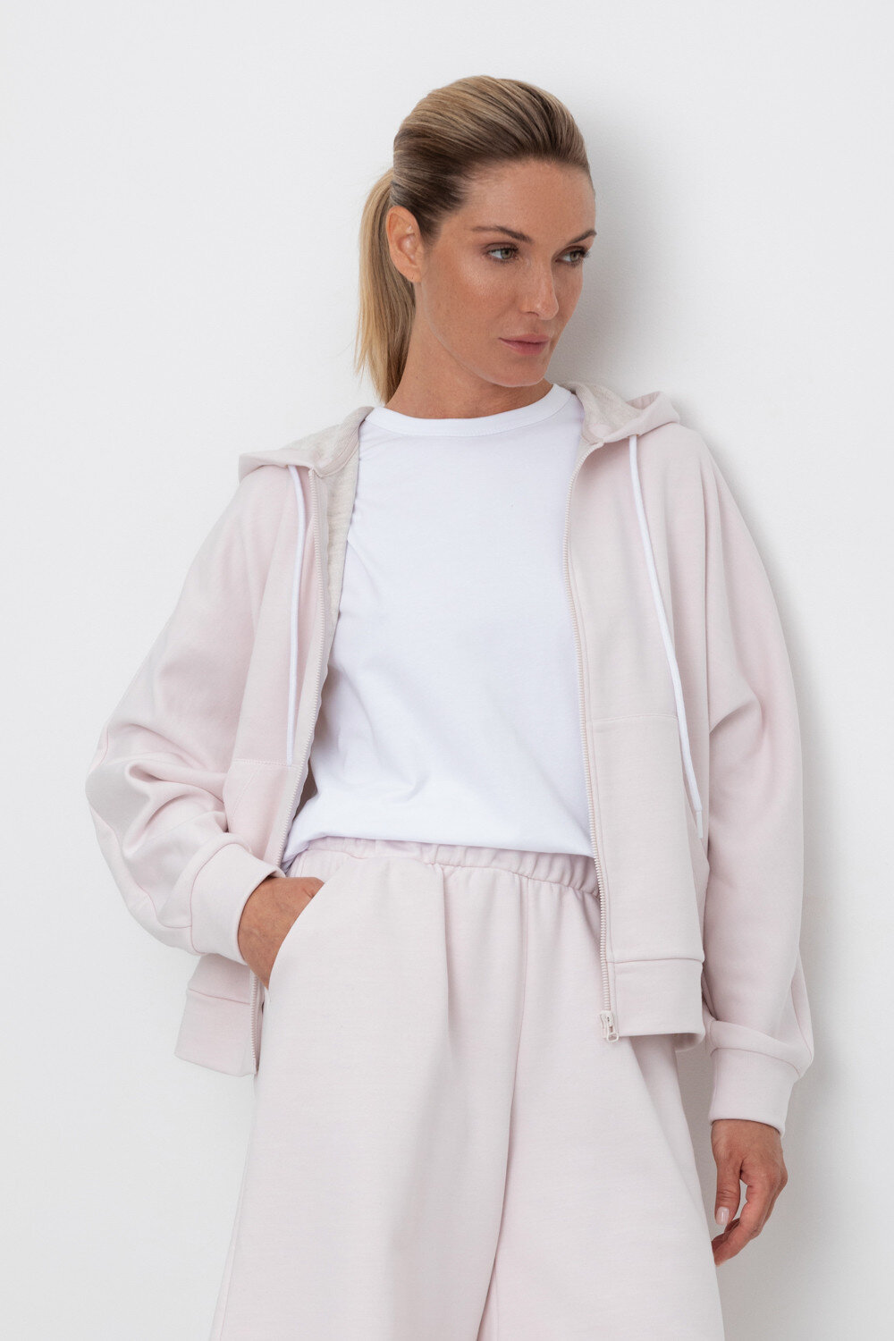 VERY NEAT Толстовка 568650 ЕВТ 3312 розовый