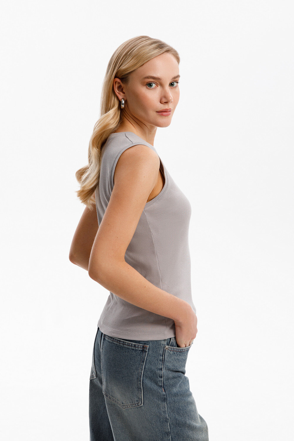 VERY NEAT Топ 568739 ЕВТ 3037/25 светло-серый5