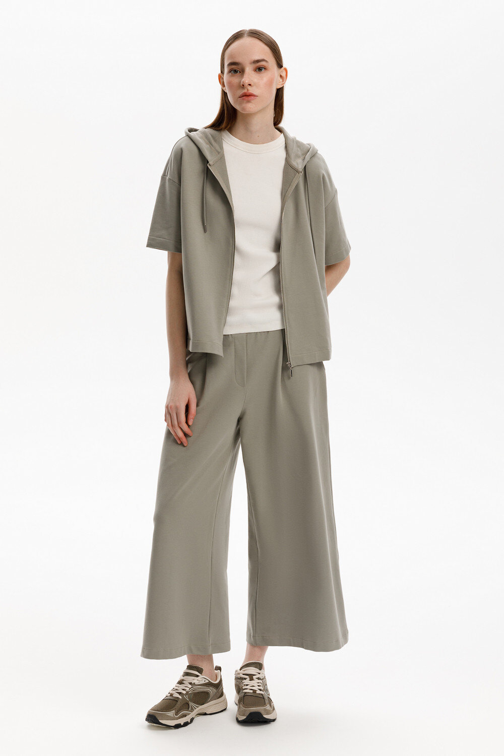 VERY NEAT Толстовка 568742 ЕВТ 3287 зеленый