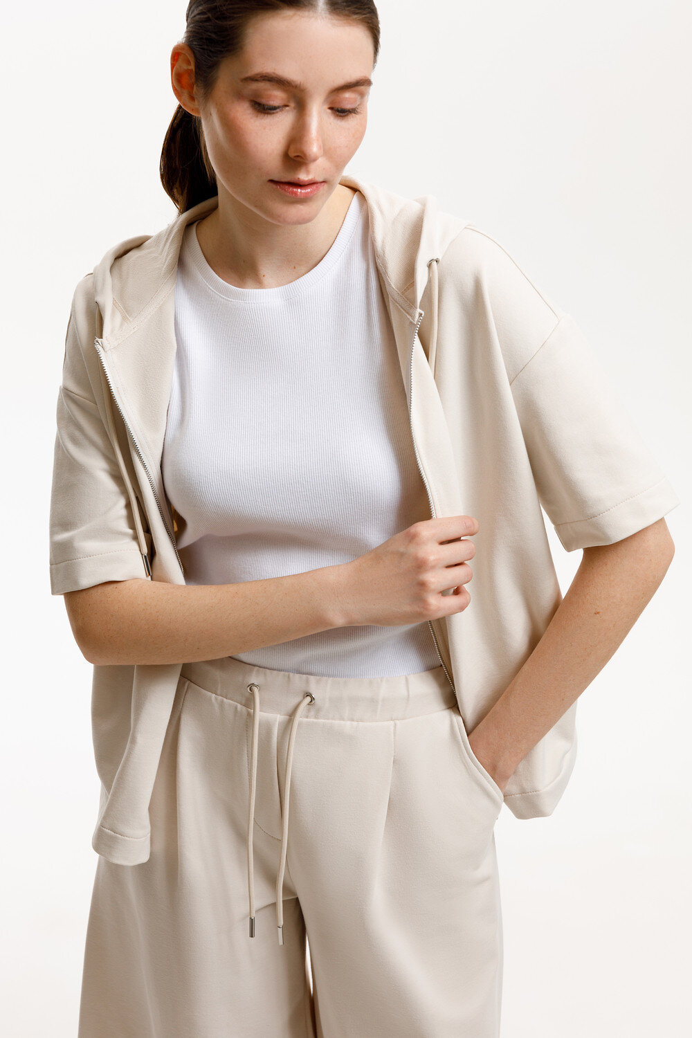 VERY NEAT Толстовка 568746 ЕВТ 3287 светло-бежевый