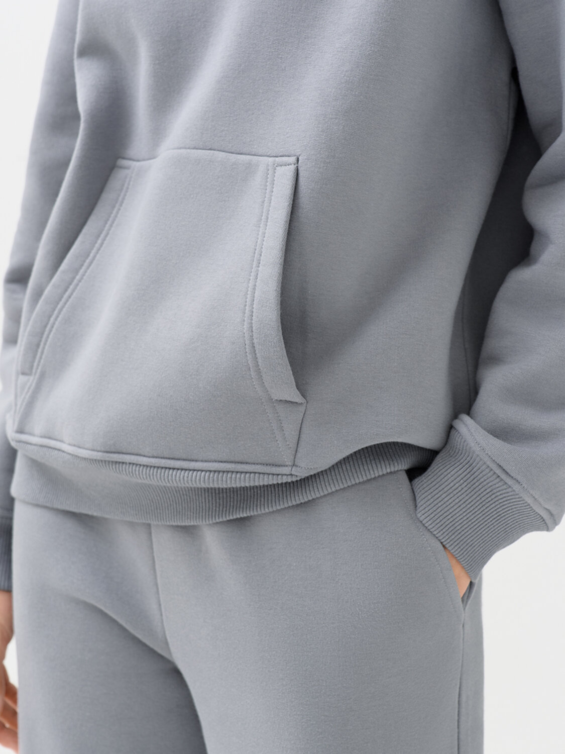 Omsa Худи 569187 OmD 2045С Худи жен. OVERSIZE утепленное, CO+PE Grigio (Серый)