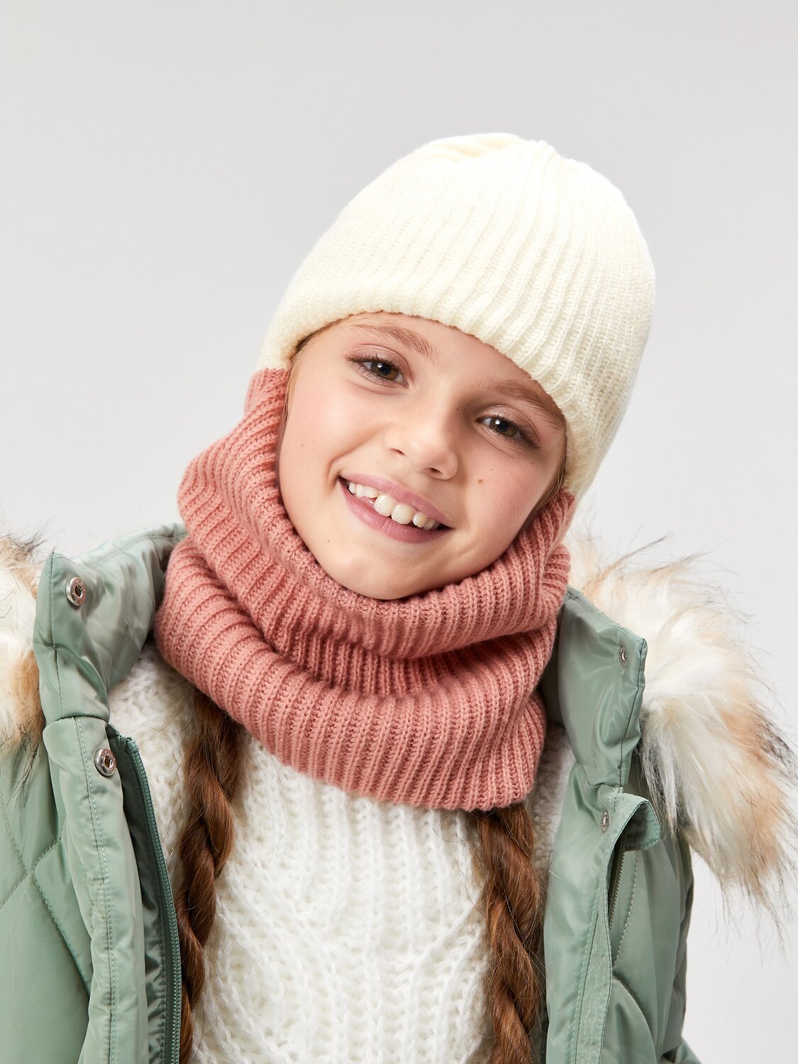 Acoola Шапка 569346 20236400235 цветной