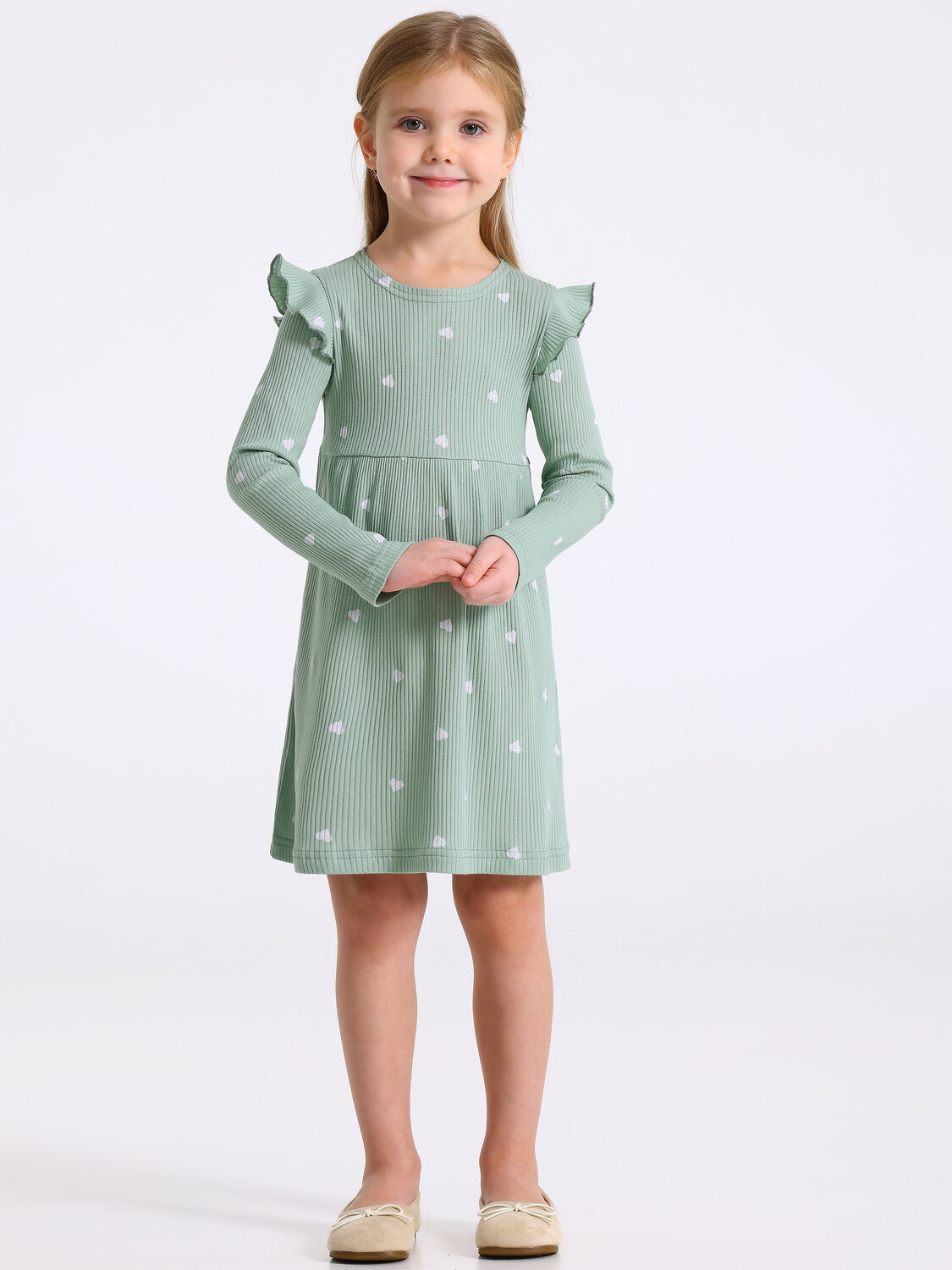 Апрель Платье 569757 1ДПД4966223н белые сердечки на серо-зеленом