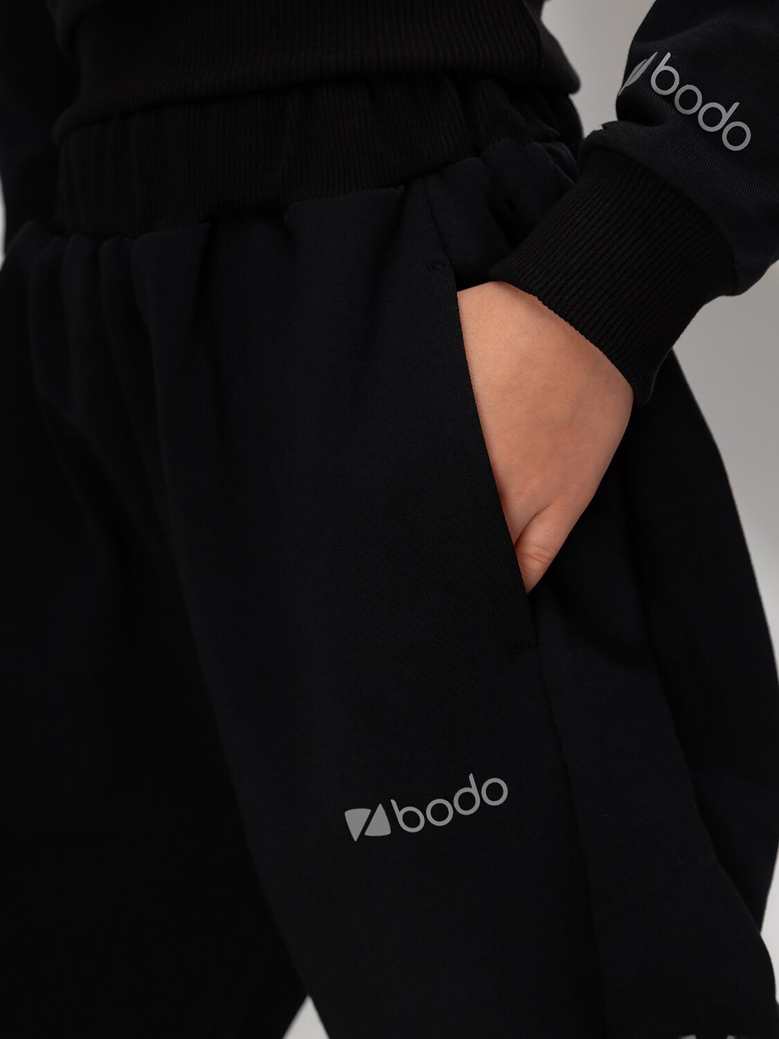 Bodo Костюм 569967 11-653MU черный