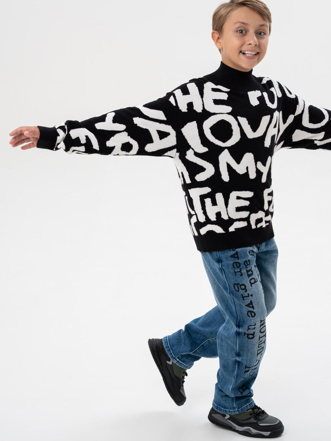 PLAYTODAY Свитер 570253 32511349 черный,белый