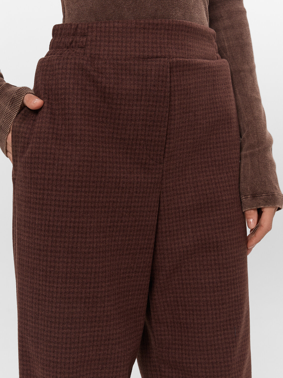 MARK FORMELLE Брюки 570386 182535-1 шоколадная клетка