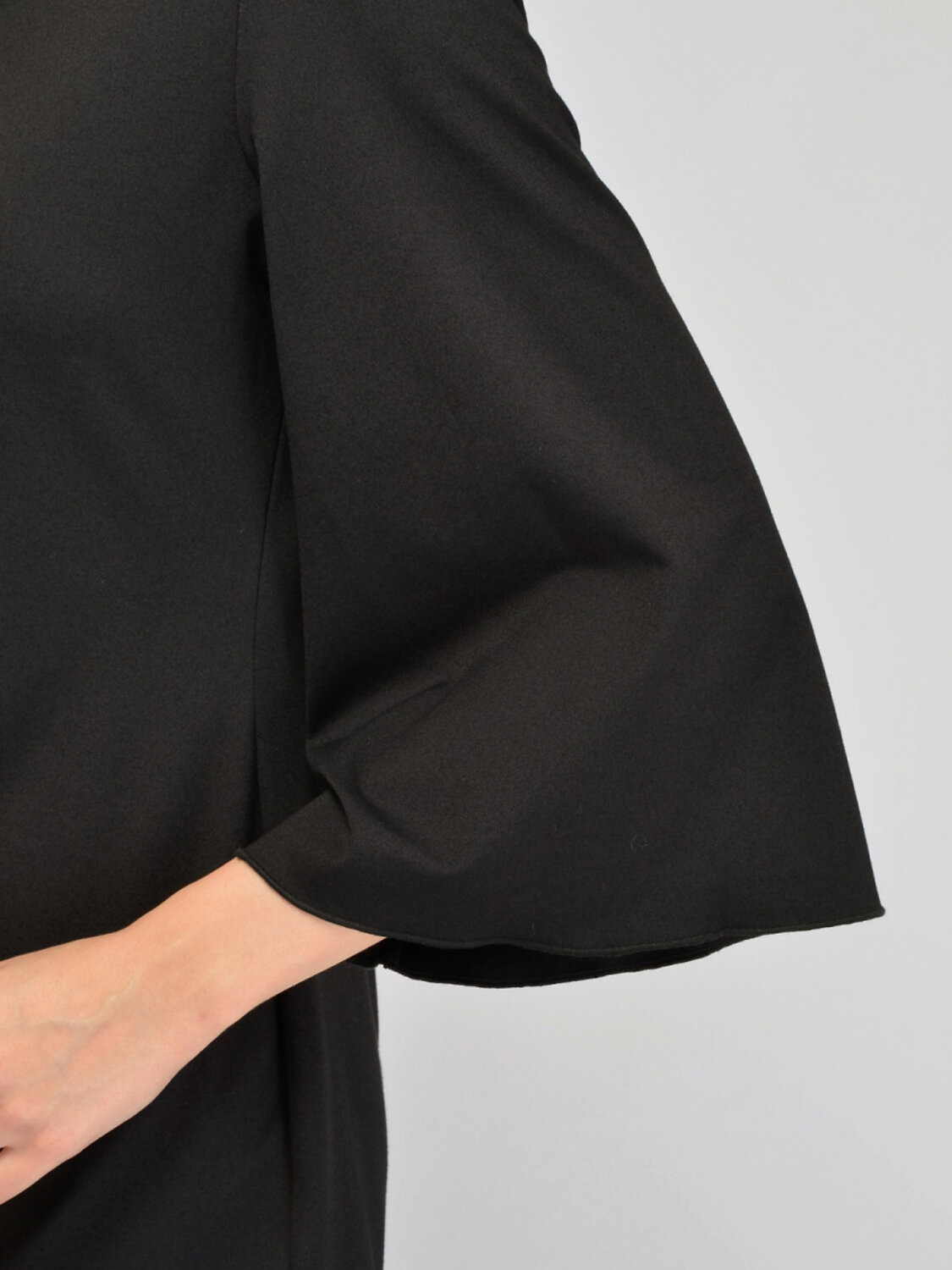 VISERDI Костюм 570416 10451-чер 5541940 черный