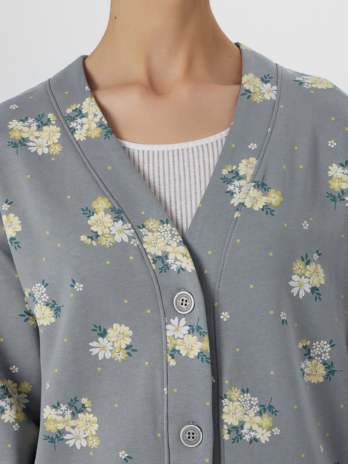 MARK FORMELLE Кардиган 570703 172114 цветы на сером