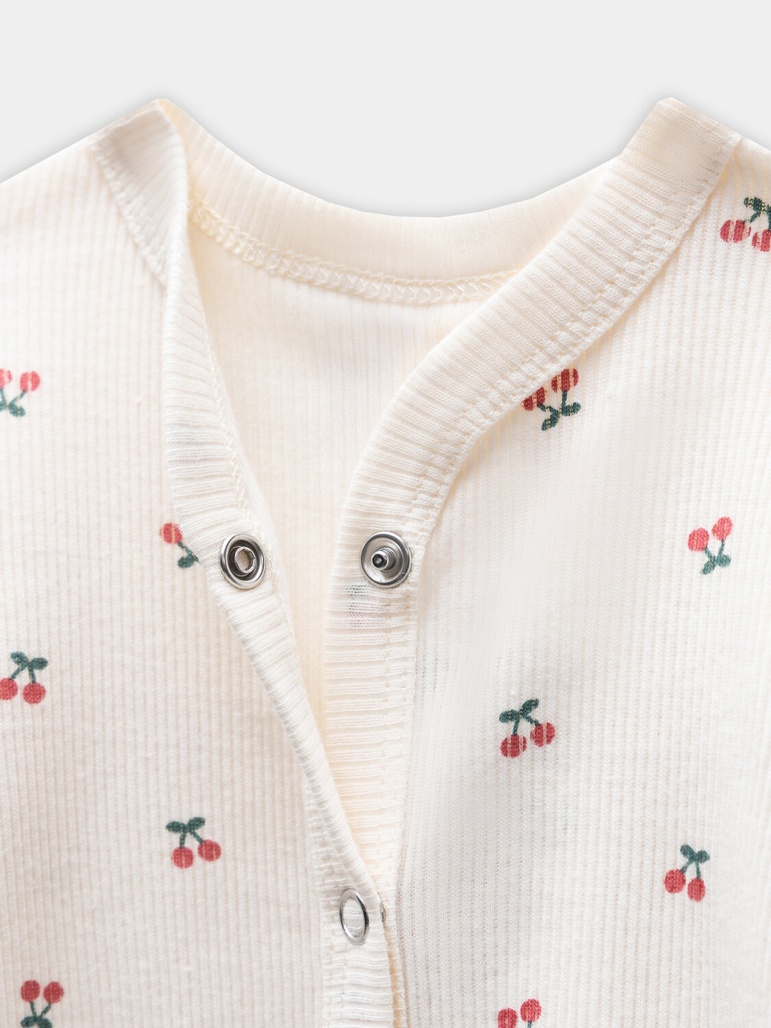 MARK FORMELLE Комбинезон 570714 14007-2 вишенки на молоке +кисельный