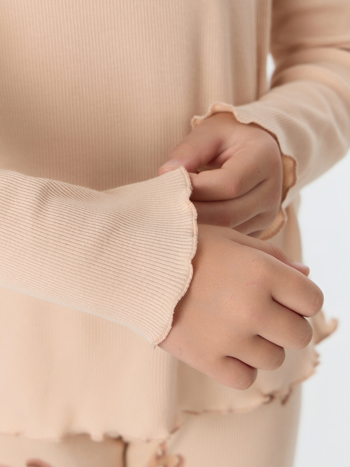 MARK FORMELLE Комплект 570730 567753 бежевый +лошадки на бежевом