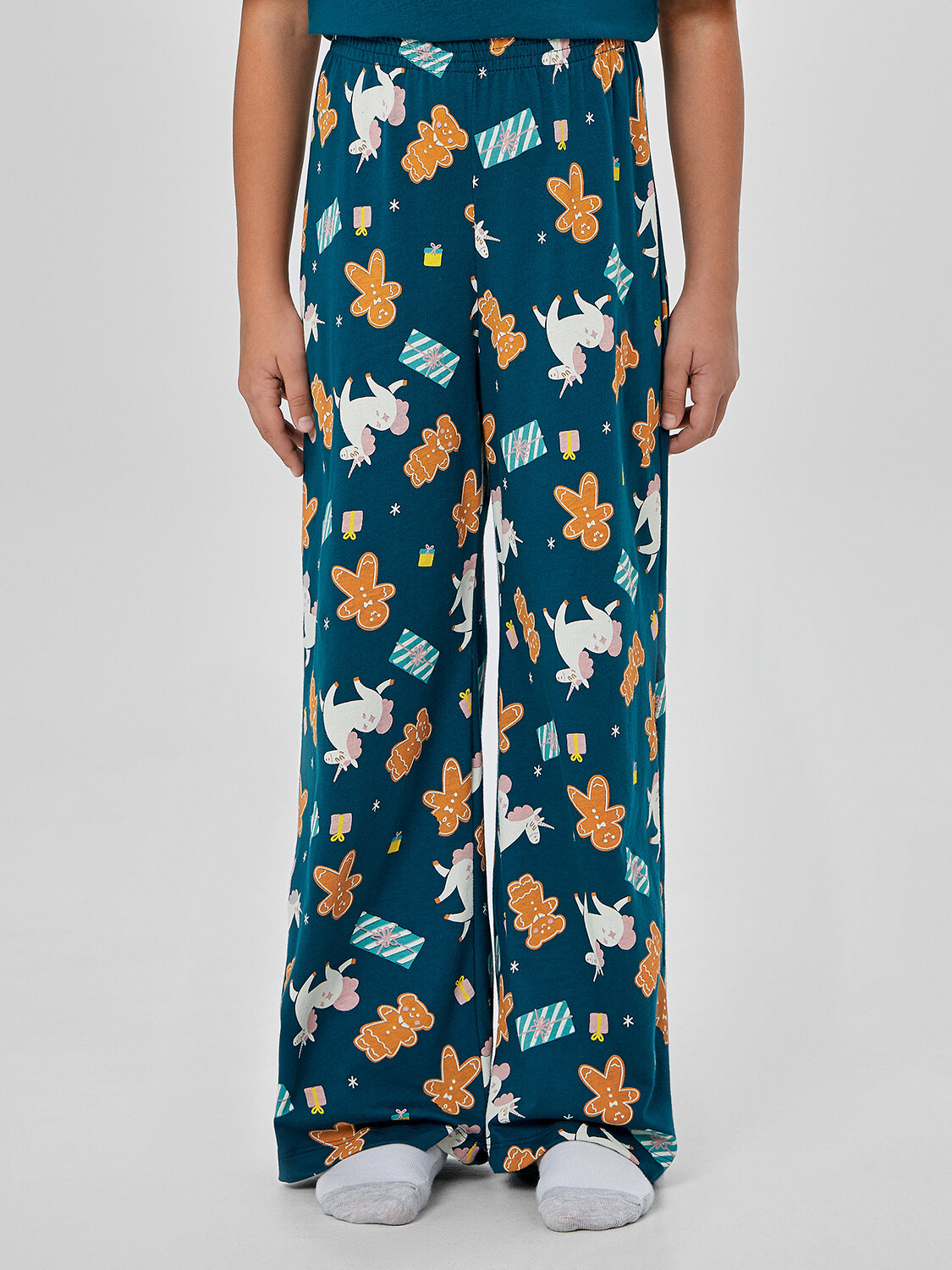 MARK FORMELLE Комплект 570732 567760 зеленый +НГ печеньки на зеленом