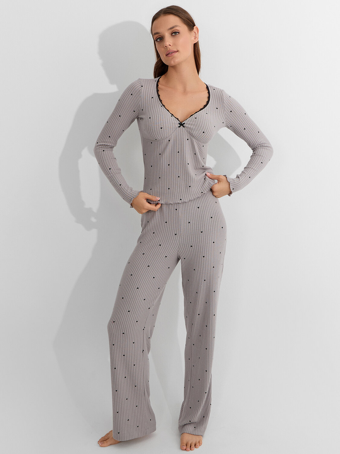 MARK FORMELLE Комплект 570822 592503 сердечки на сером