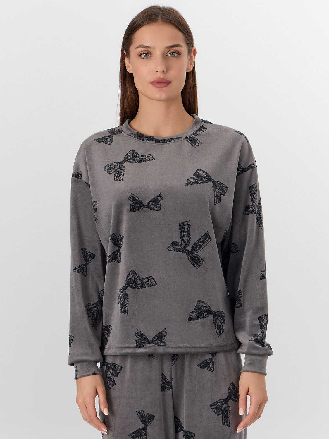 MARK FORMELLE Комплект 570829 592618 бантики на сером