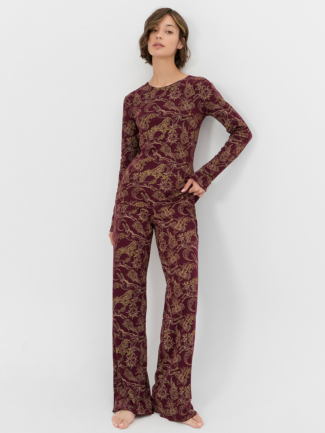 MARK FORMELLE Комплект 570836 592624 золотые олени на бордо