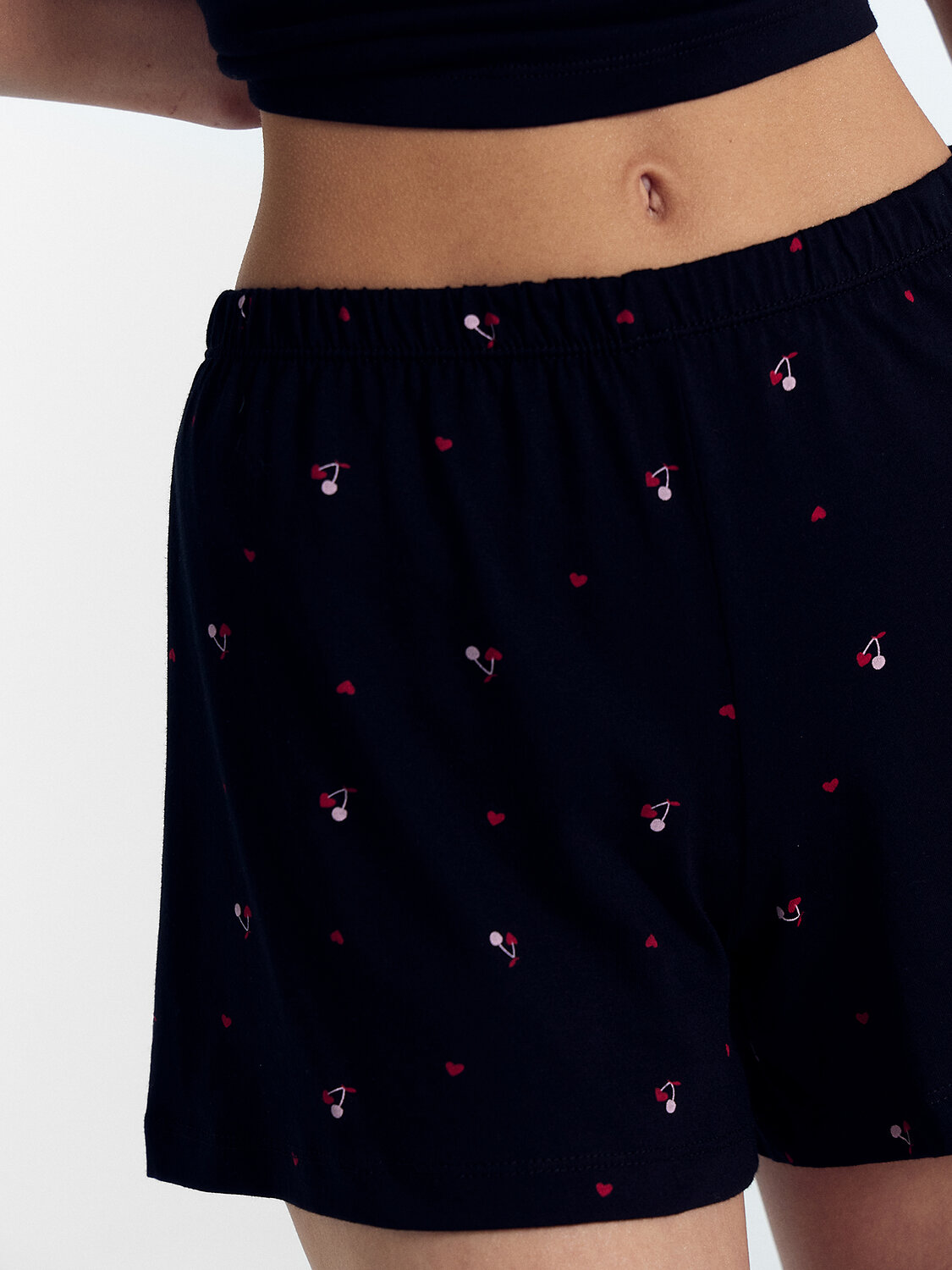 MARK FORMELLE Комплект 570853 592325 черный +вишенки на черном