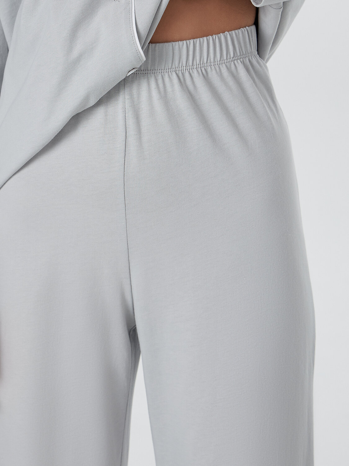 MARK FORMELLE Комплект 570871 592620 св.серый