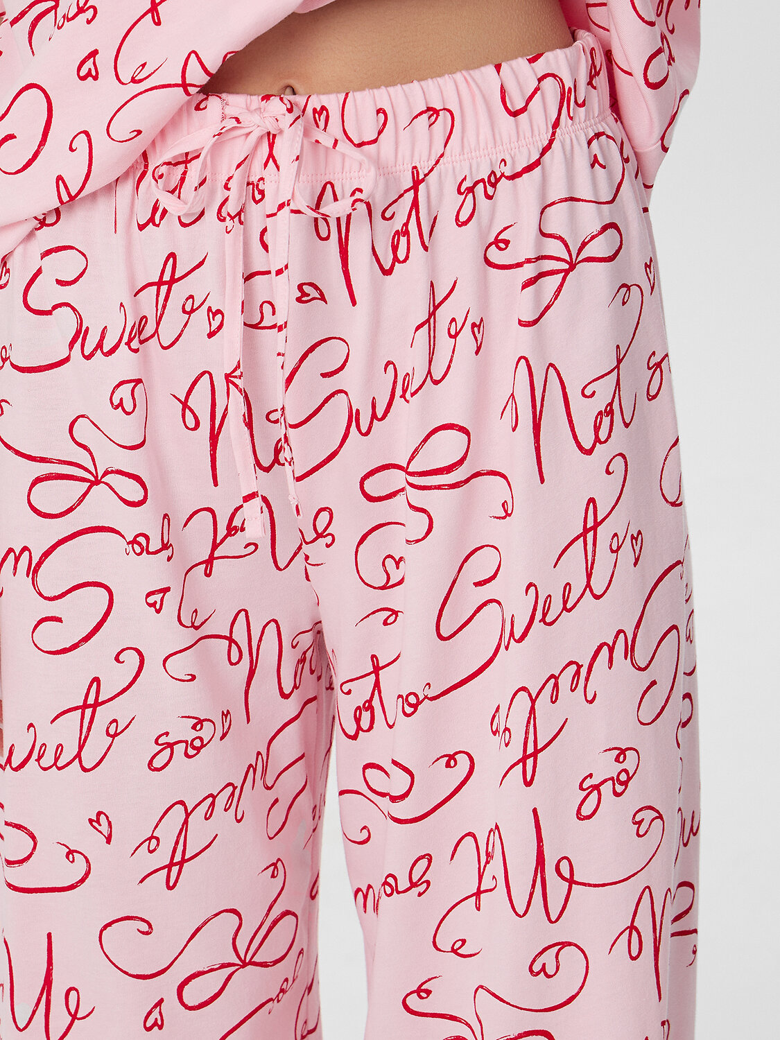 MARK FORMELLE Комплект 570879 592554 текст на розовом