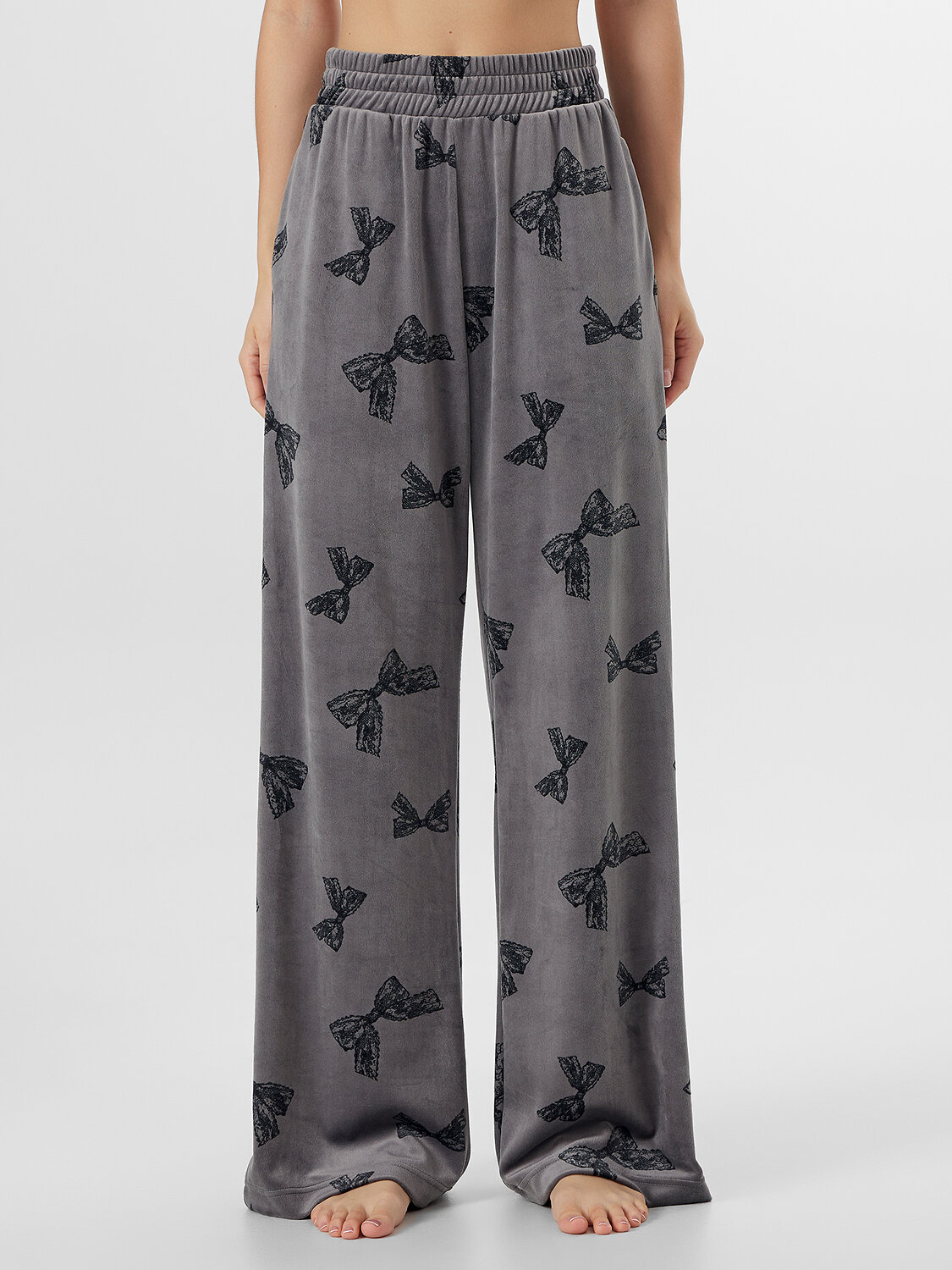 MARK FORMELLE Комплект 570883 592632 бантики на сером