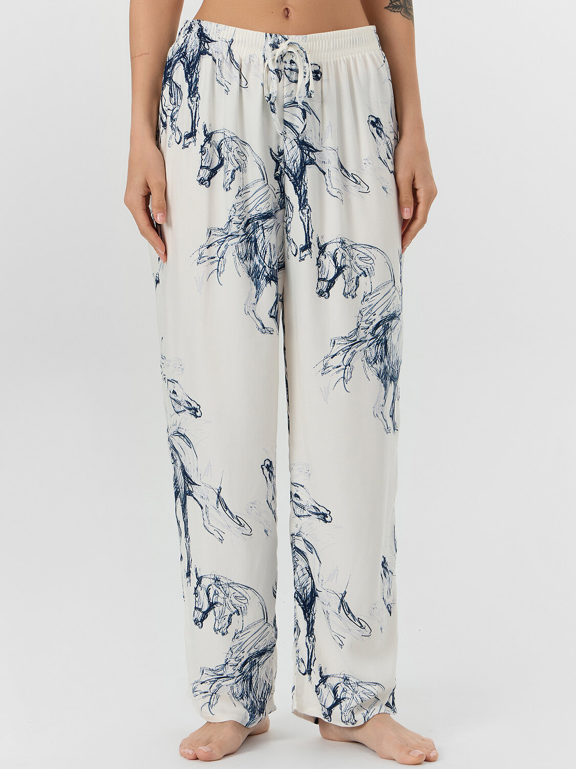 MARK FORMELLE Комплект 570890 592541 молочный +лошади на молочном