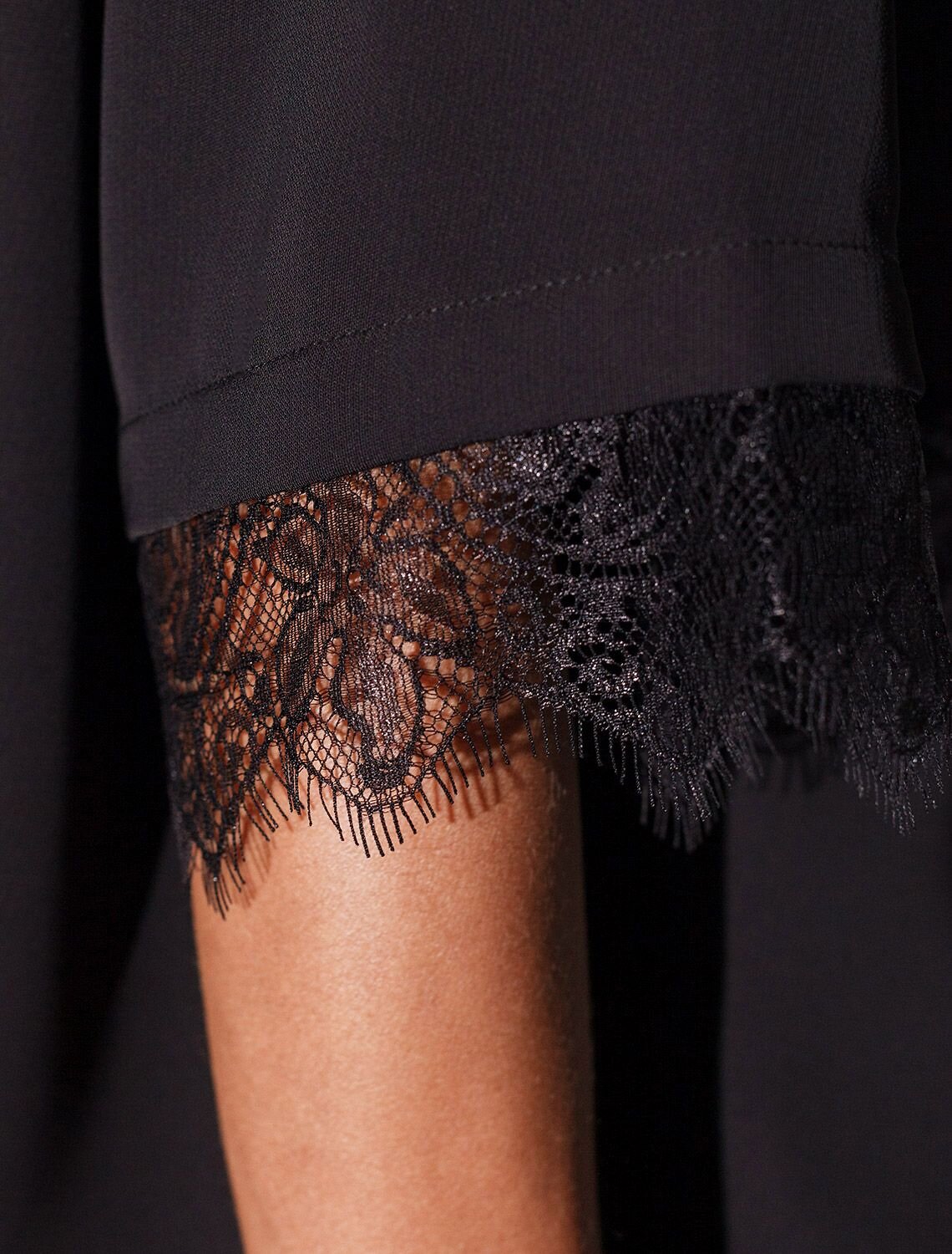 VILATTE Блузка 570902 D29.281 черный