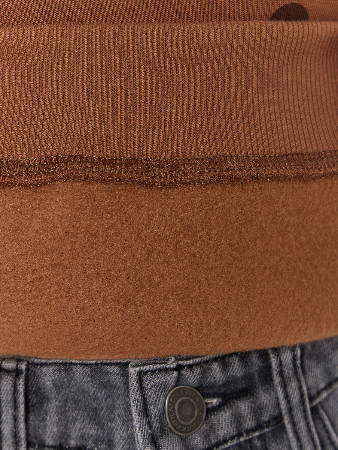 MARK FORMELLE Свитшот 571688 127982 цветочки на коричневом