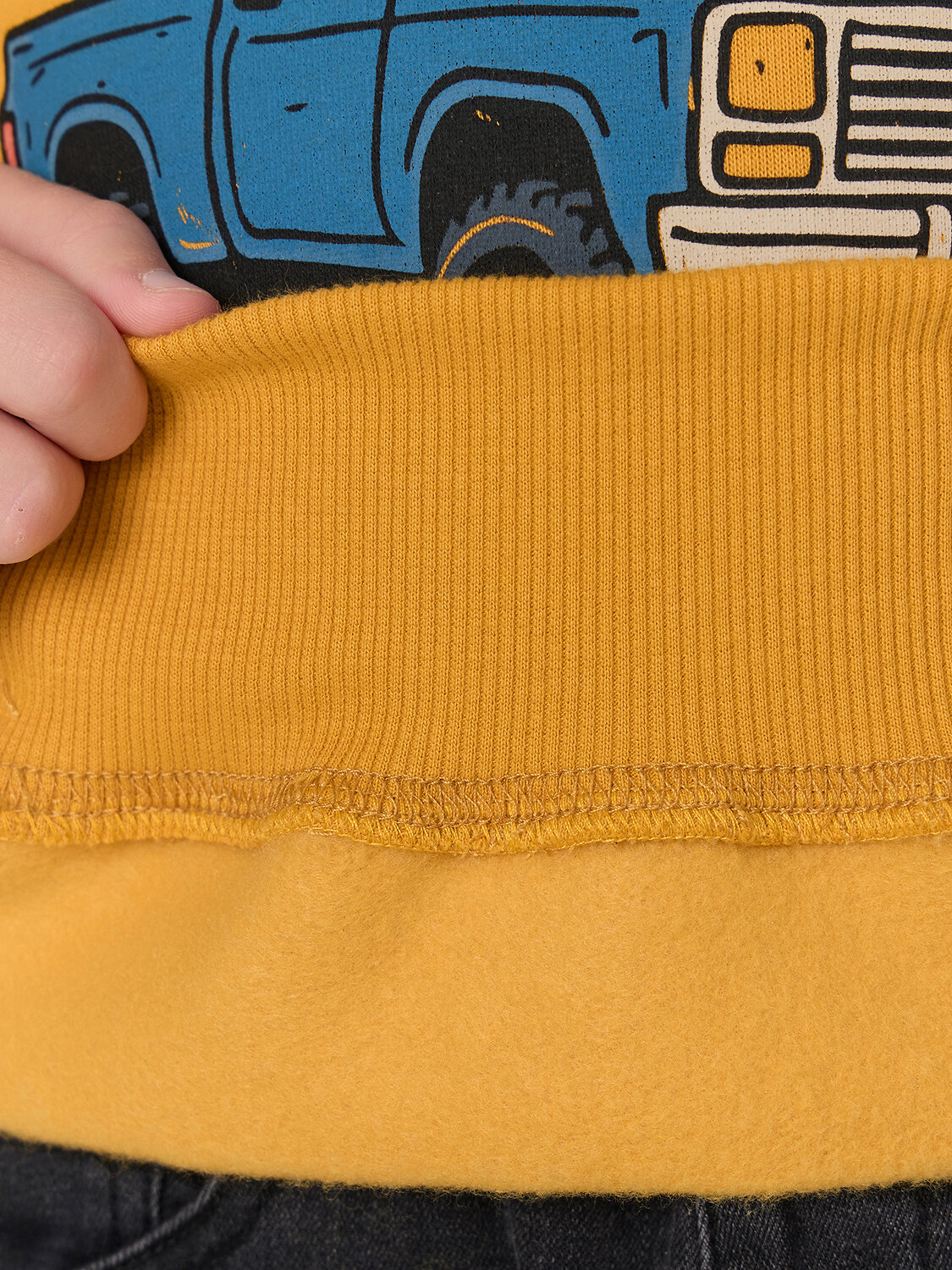 MARK FORMELLE Свитшот 571695 123487 охра +печать