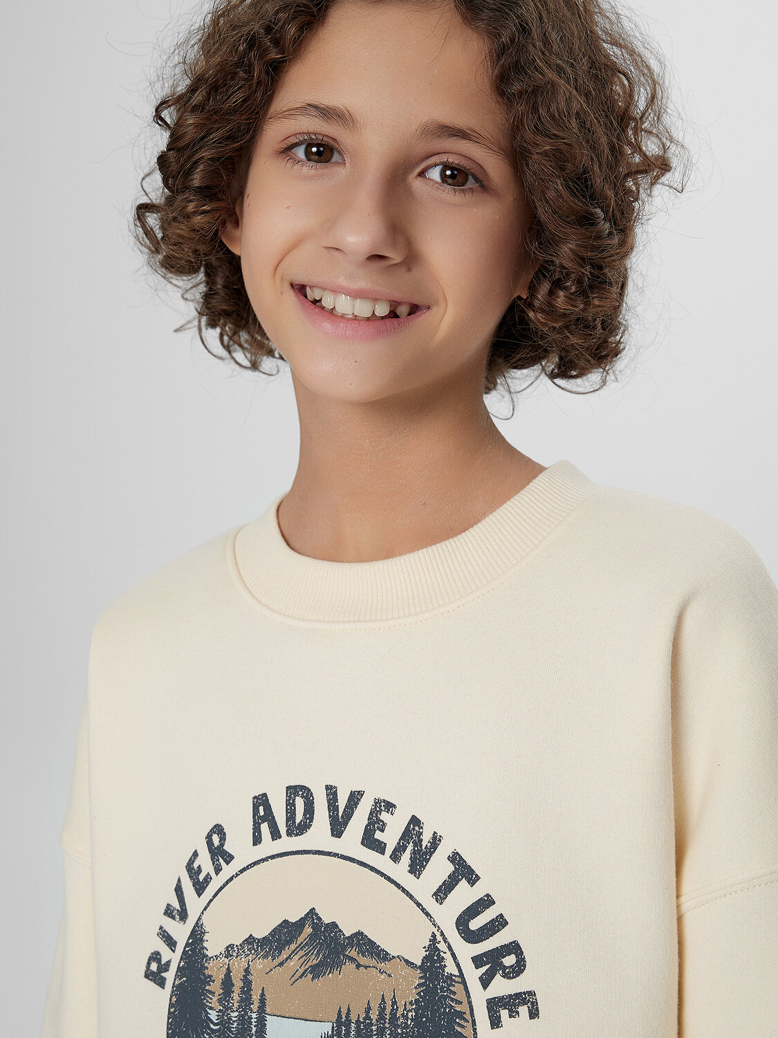 MARK FORMELLE Свитшот 571696 123487 топленое молоко +печать