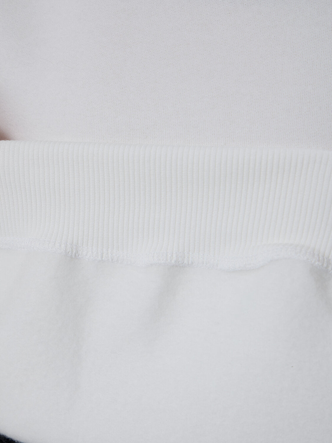 MARK FORMELLE Свитшот 571698 122530 белый