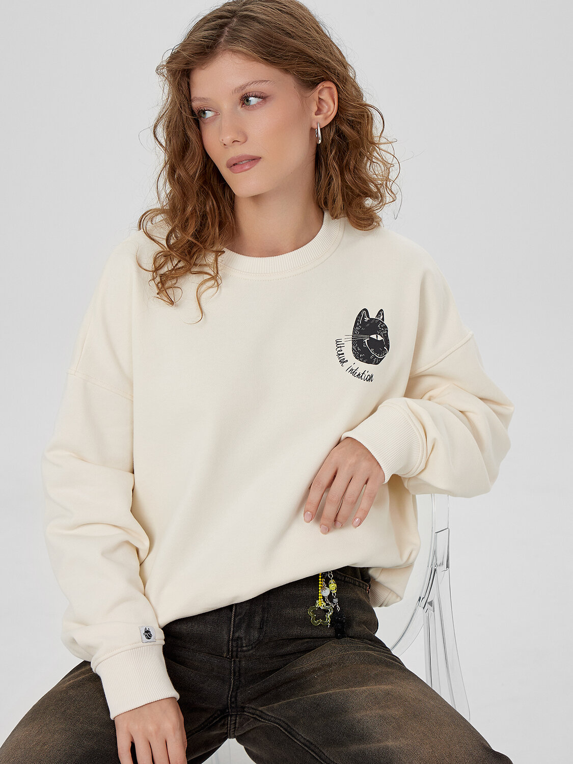 MARK FORMELLE Свитшот 571702 122813/1 молочный +печать