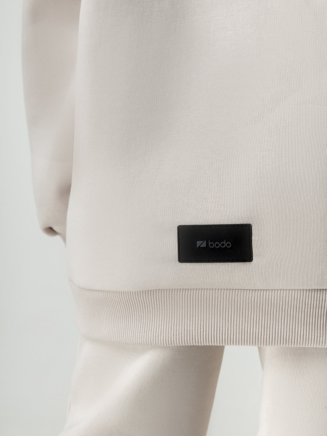 Bodo Костюм 572497 11-569MU жемчужный