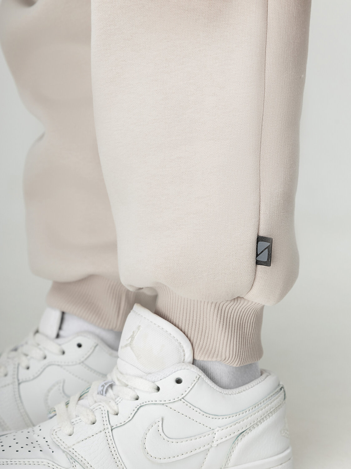 Bodo Костюм 572497 11-569MU жемчужный