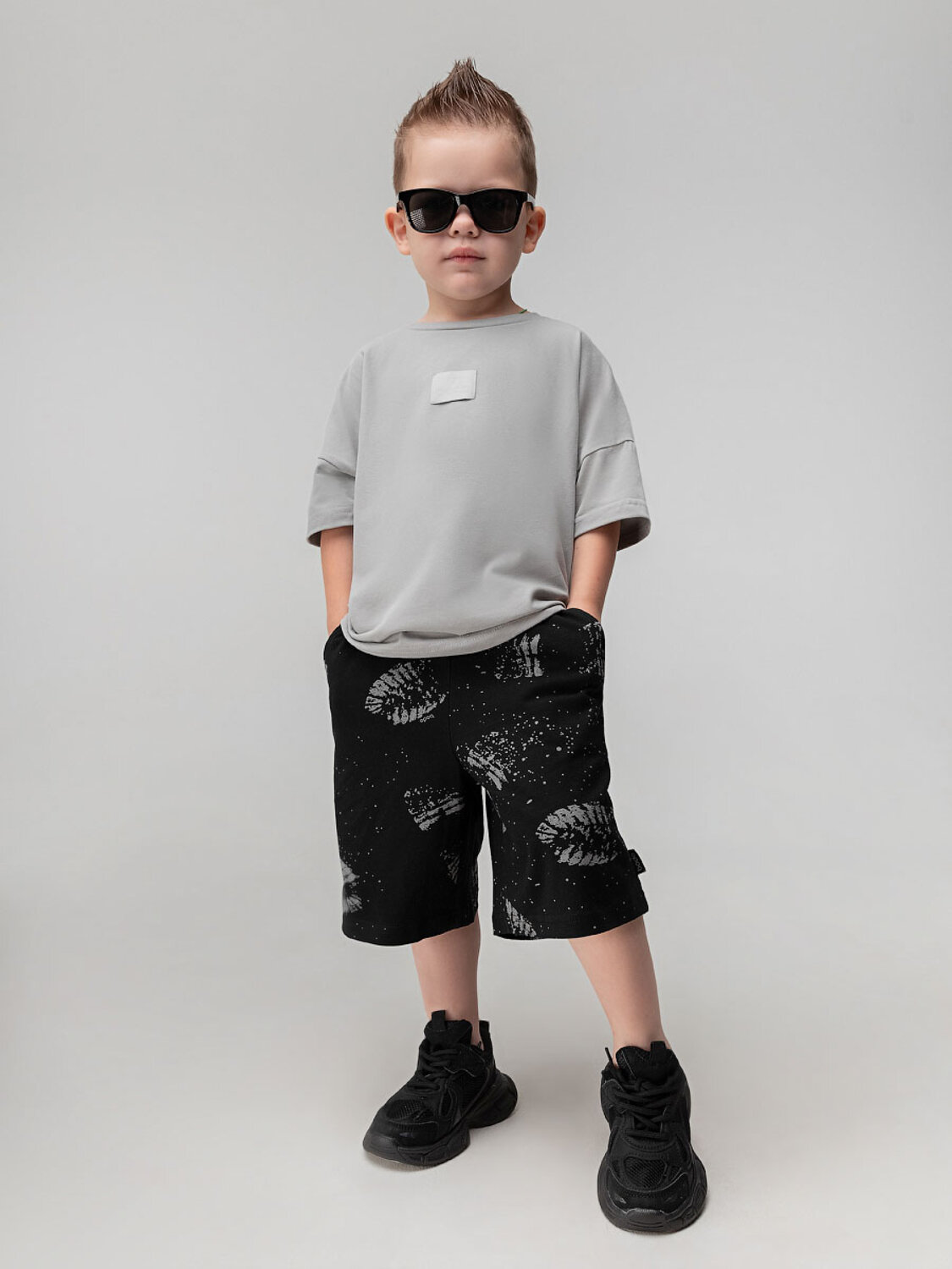 Bodo Шорты 572504 8-78МU черный (светло-серый)