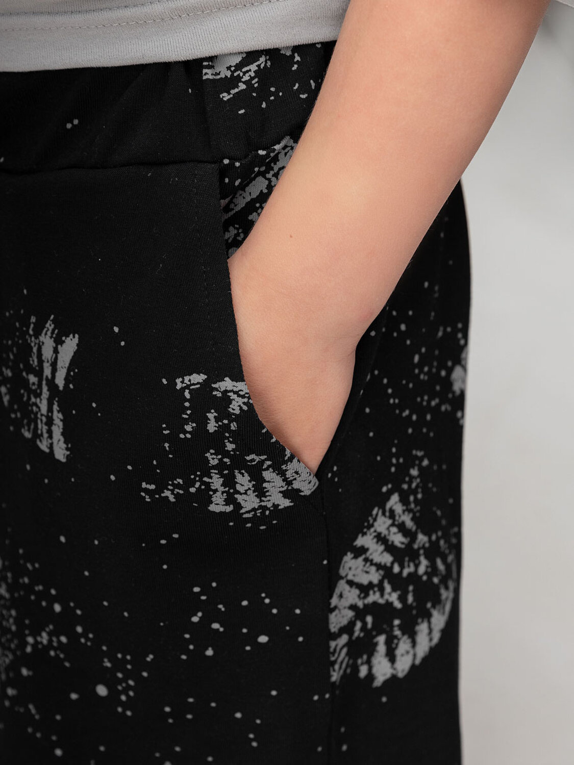 Bodo Шорты 572504 8-78МU черный (светло-серый)