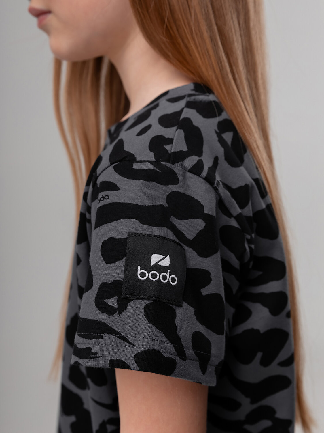 Bodo Футболка 572507 4-316MU серый (черный)