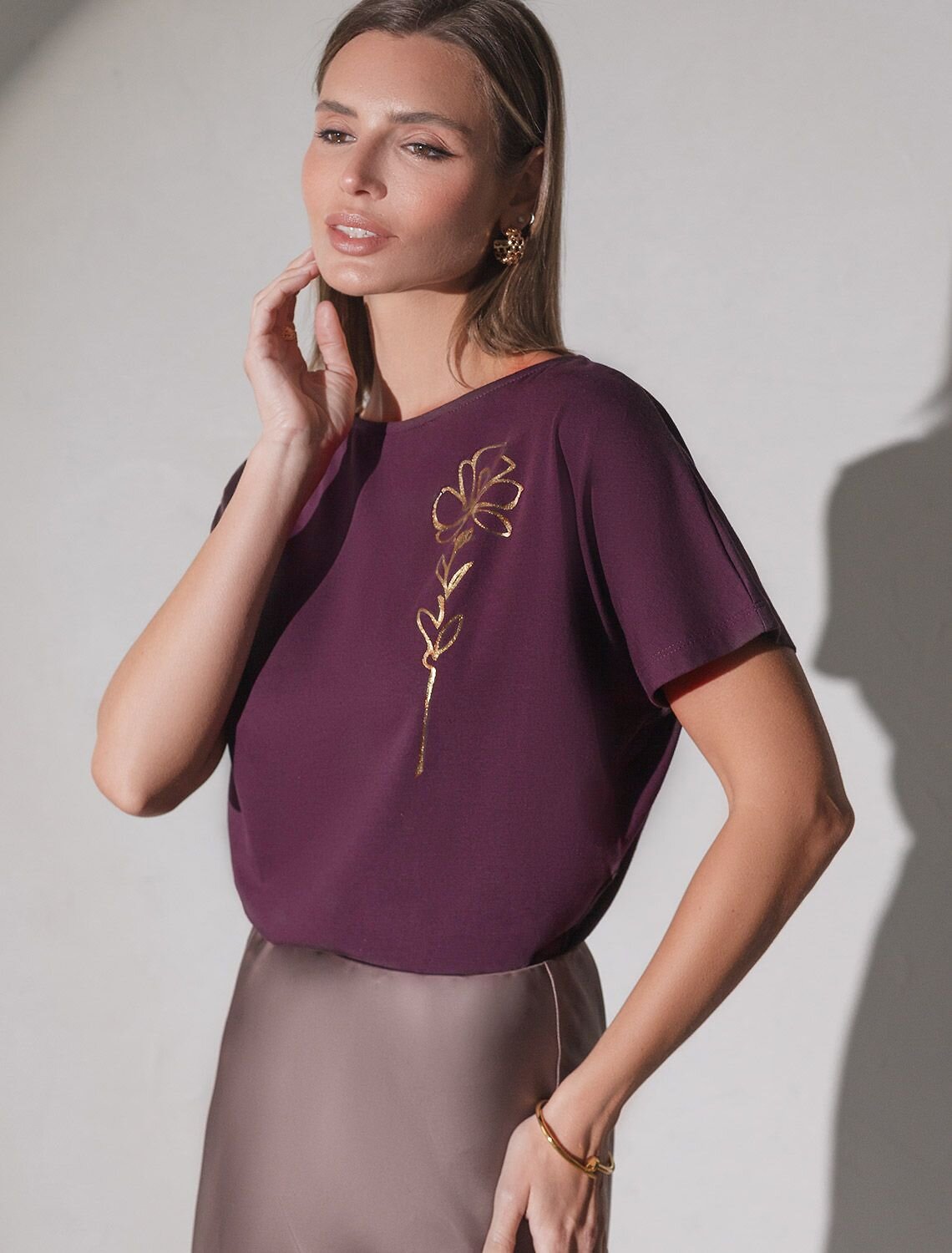 VILATTE Футболка 572810 D49.133 бургунди_цветок