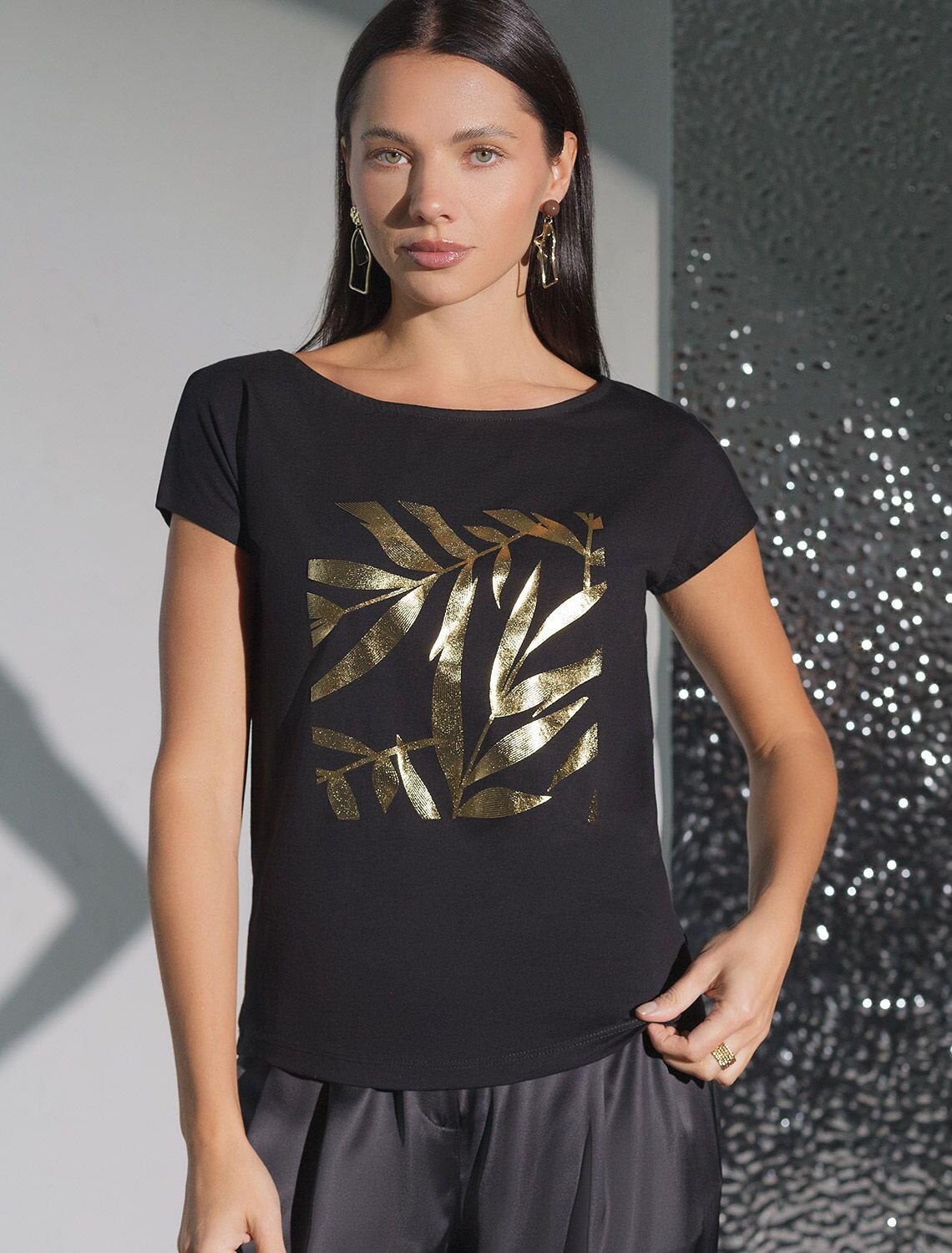 VILATTE Футболка 572839 D49.134 черный_листики