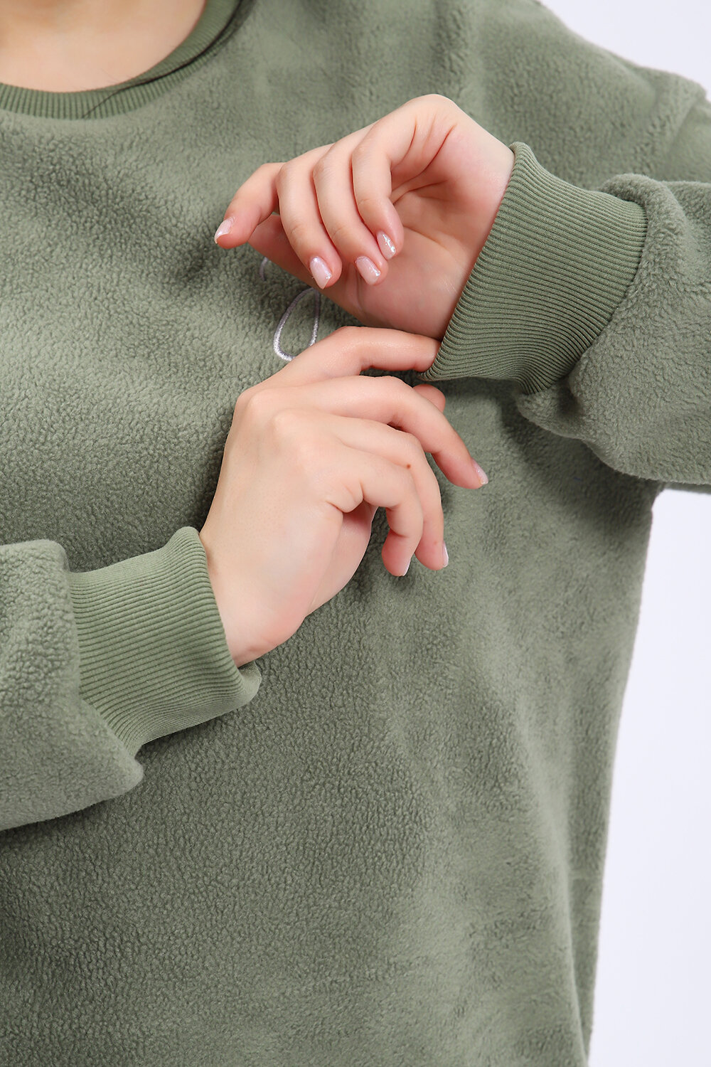 Натали Свитшот 572973 82067 оливковый