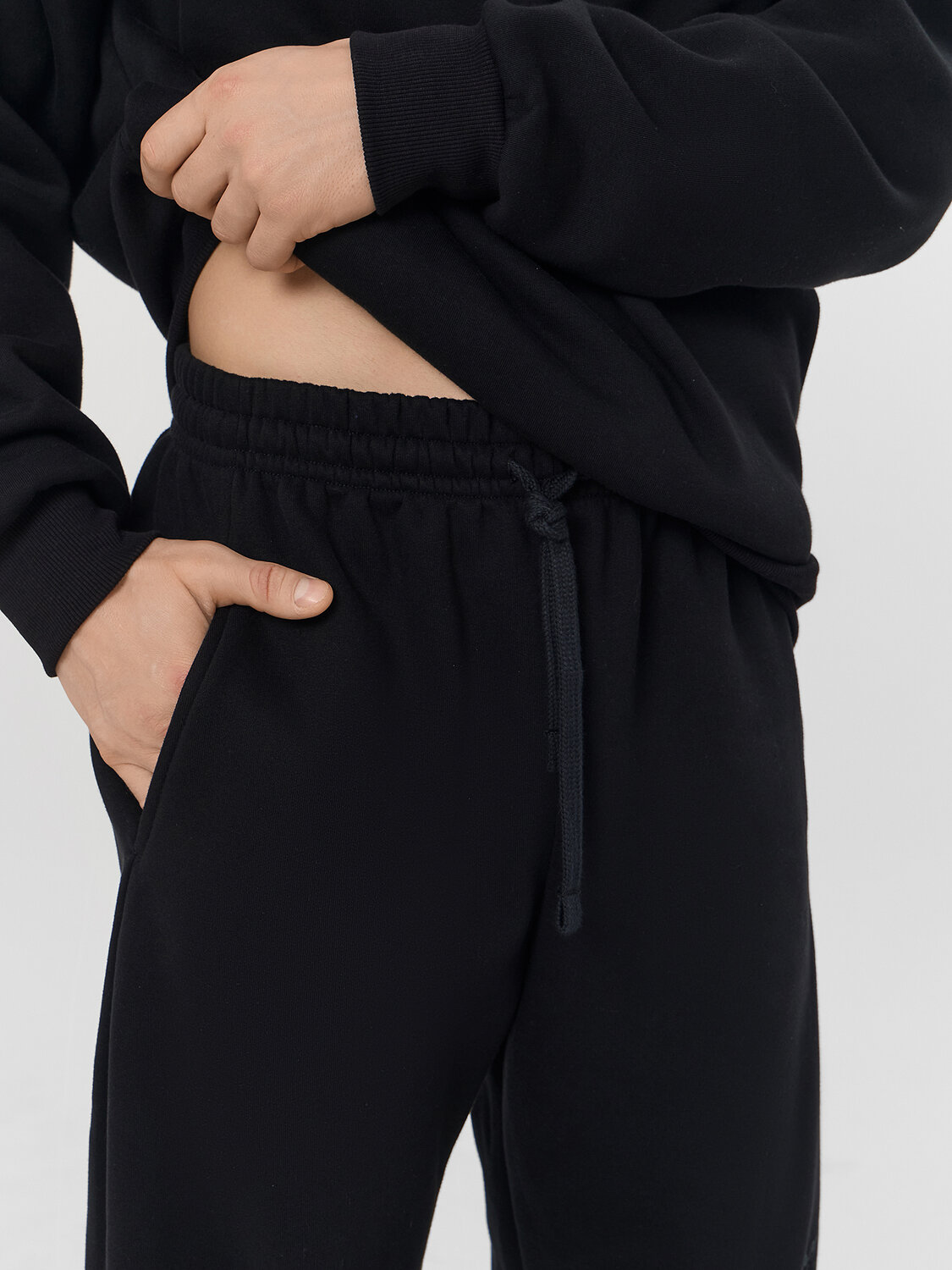 MARK FORMELLE Брюки 573306 181276 черный +печать