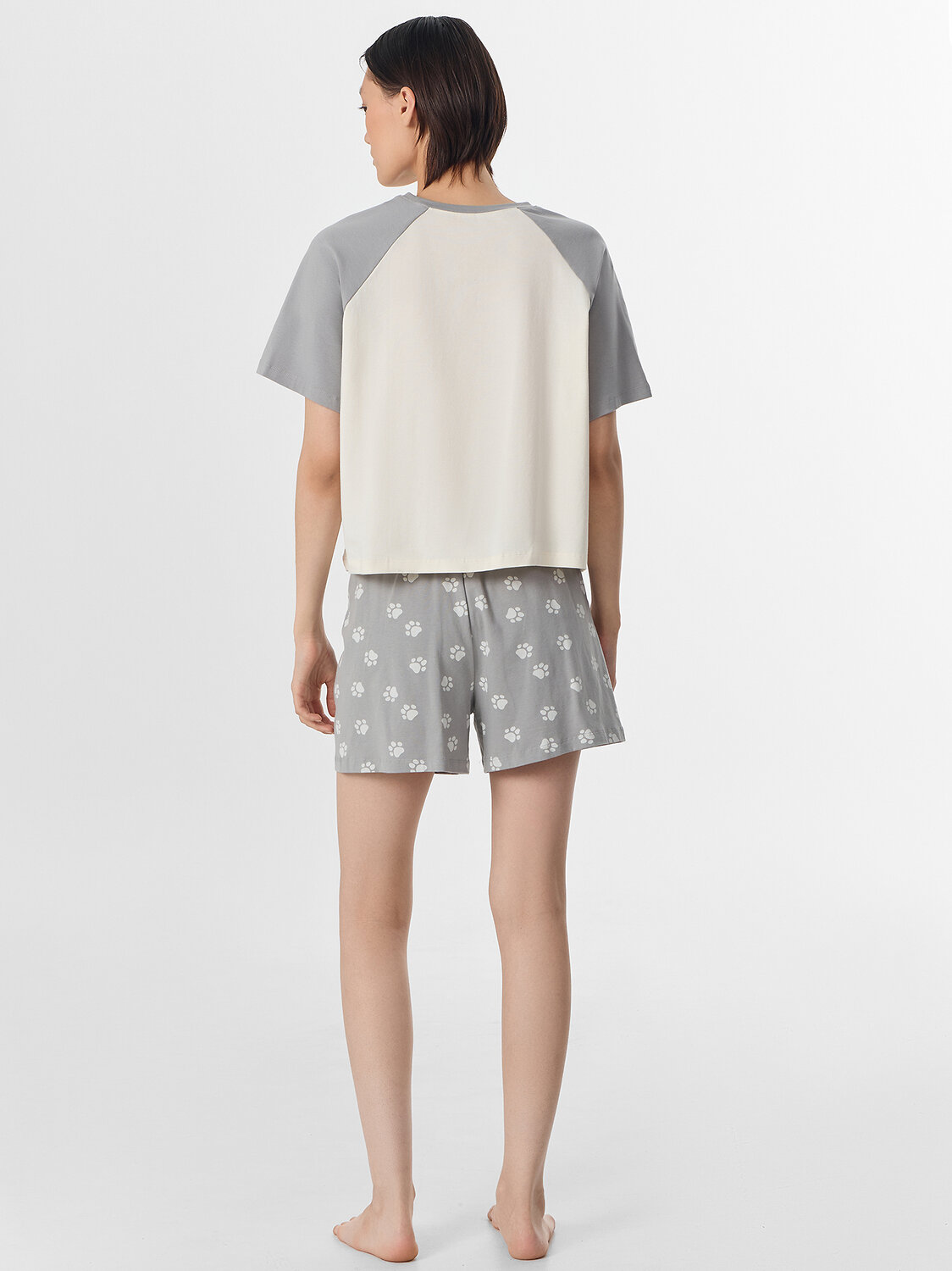 MARK FORMELLE Комплект 573328 592535 молочный +лапки на сером