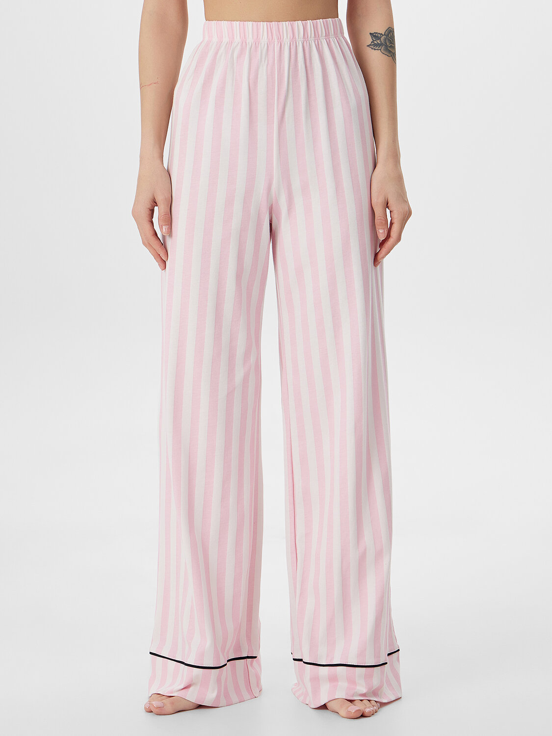 MARK FORMELLE Костюм 573340 592620 розовая полоска +Moscow