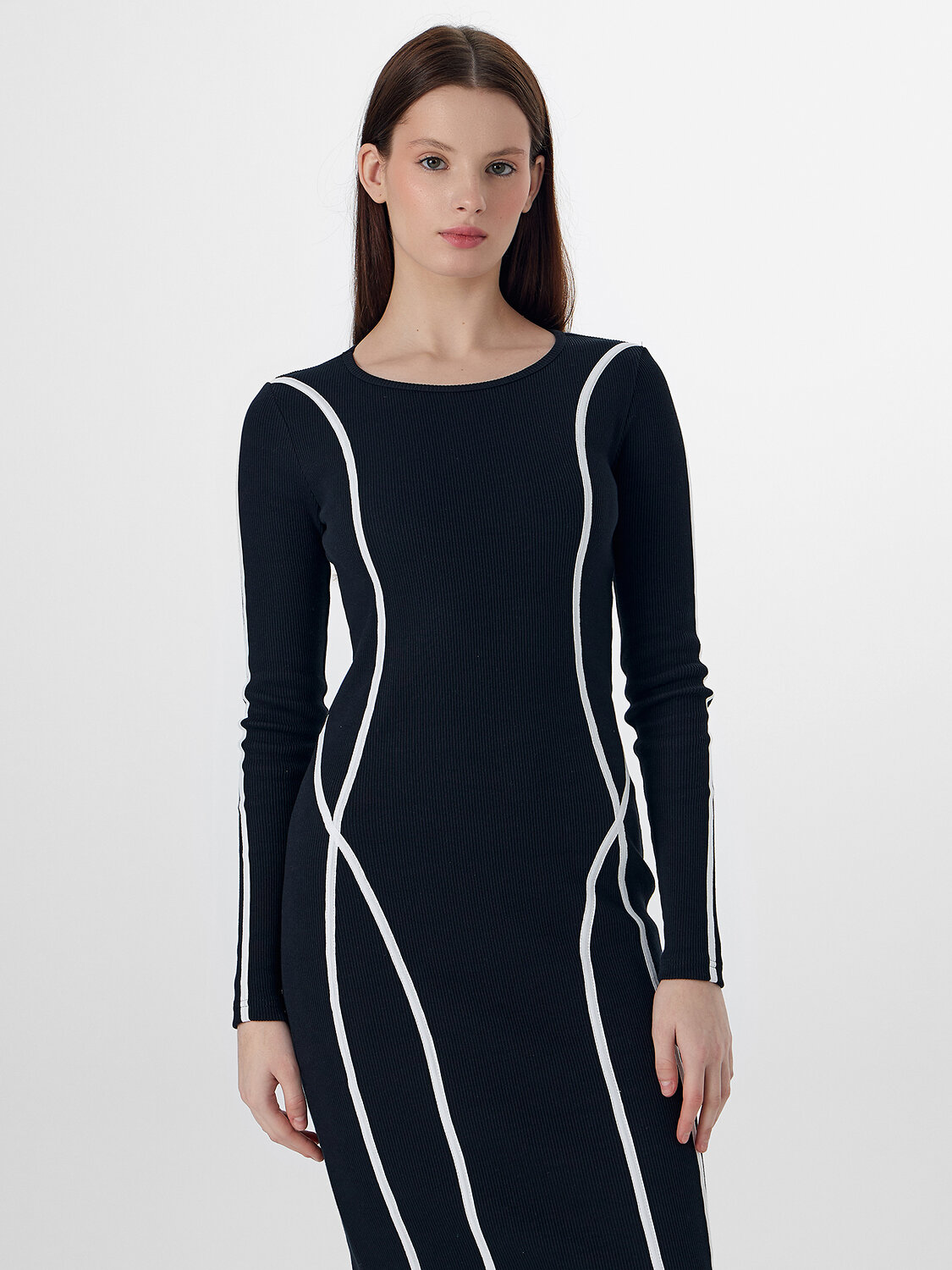 MARK FORMELLE Платье 573345 154030 черный