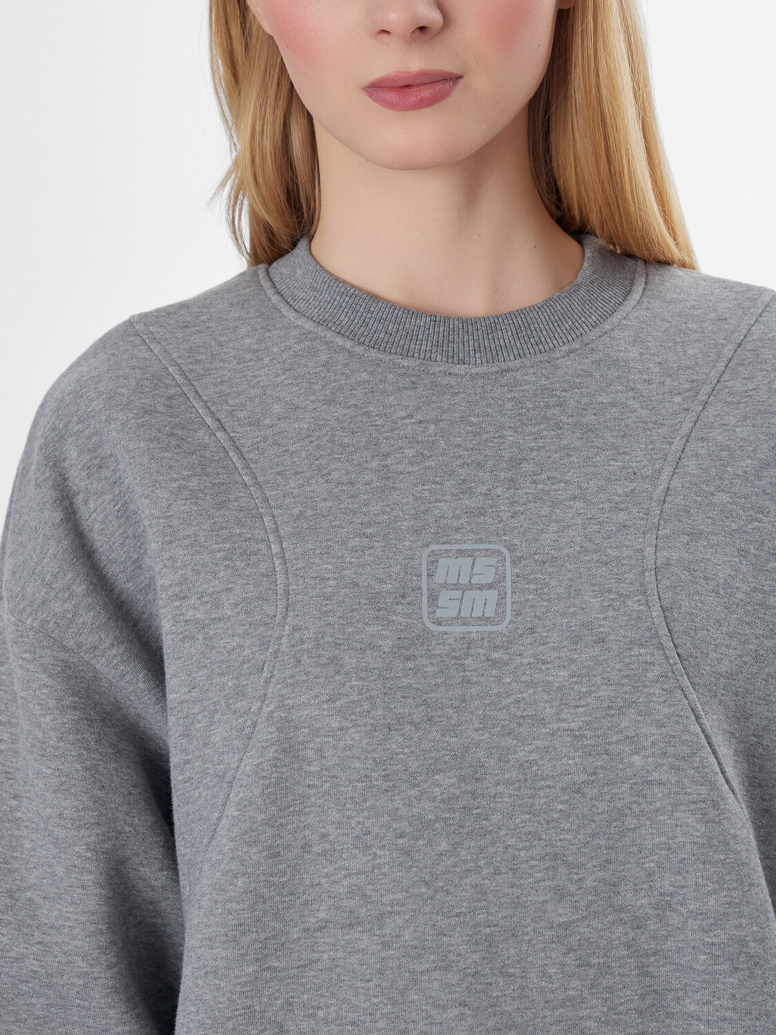 MARK FORMELLE Свитшот 573366 302494 серый меланж+печать