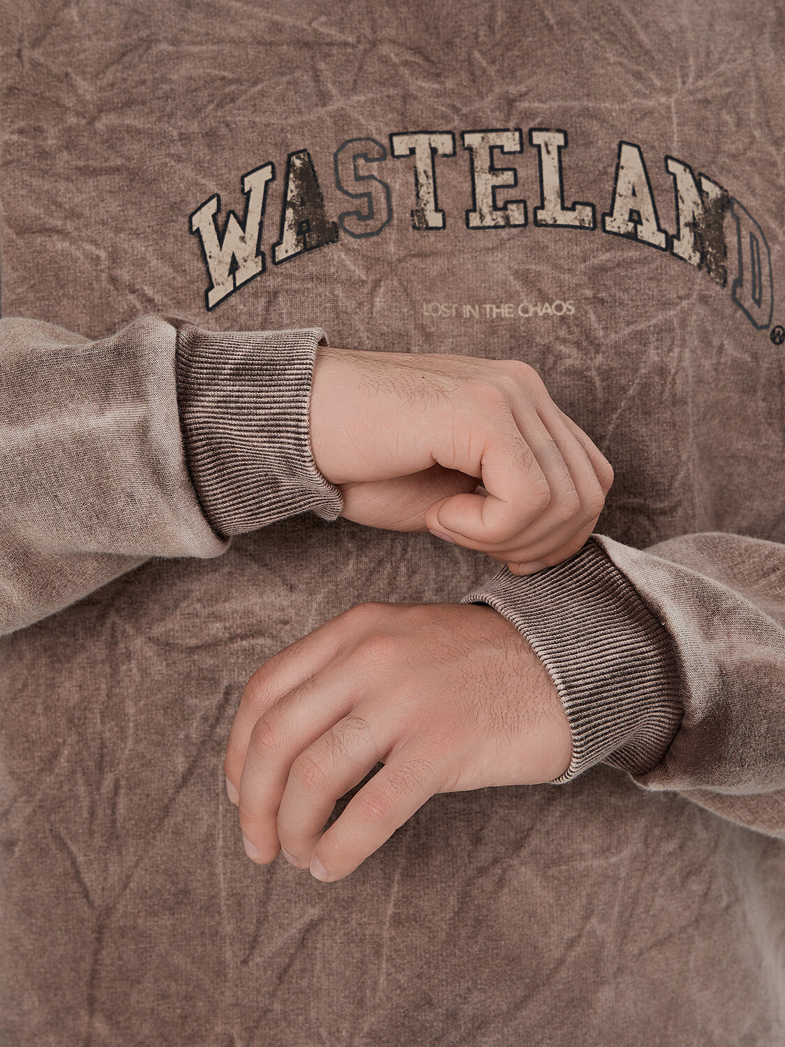 MARK FORMELLE Свитшот 573372 121801/1 ACID WASH шоколадный +печать