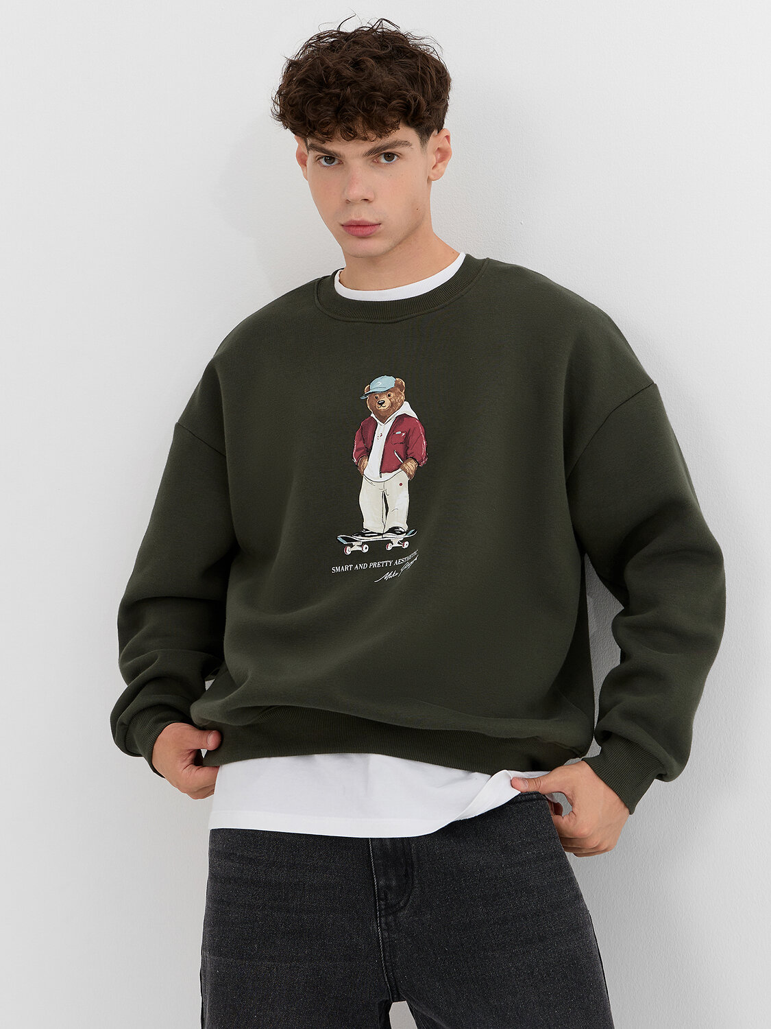 MARK FORMELLE Свитшот 573374 121866/1 т.хаки +печать