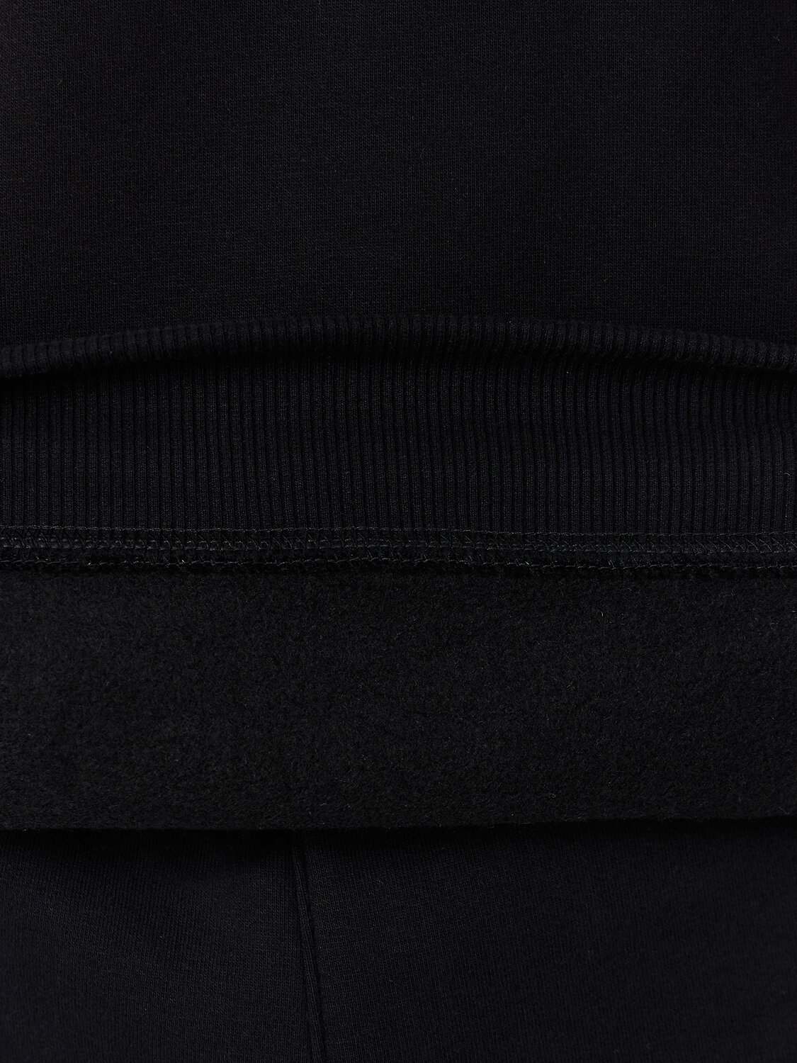 MARK FORMELLE Свитшот 573375 121866/1 черный